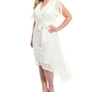 Jessica Howard plus size white dress